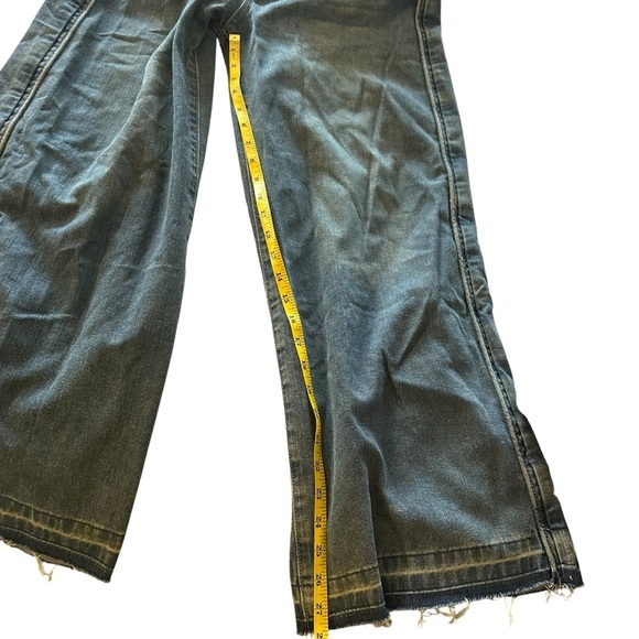 Dazy-Less Wide-Leg Denim Jeans - Picture 5 of 8